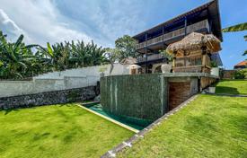 7-zimmer villa 689 m² in Kerobokan, Indonesien. $1 200 000