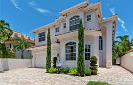 Villa – Fort Lauderdale, Florida, Vereinigte Staaten. $2 250 000
