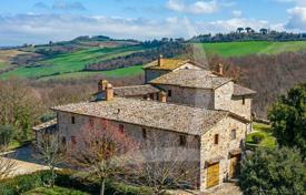 3-zimmer villa 600 m² in Todi, Italien. 1 190 000 €