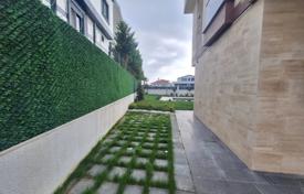 5-zimmer villa 325 m² in Beylikdüzü, Türkei. $875 000