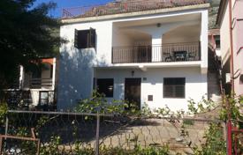 Haus in der Stadt – Sutomore, Bar, Montenegro. 125 000 €