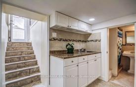 7-zimmer haus in der stadt in York, Kanada. C$1 164 000