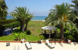 Villa – Larnaca Stadt, Larnaka, Zypern. 5 500 €  pro Woche