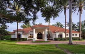 Villa – Miami, Florida, Vereinigte Staaten. 2 272 000 €