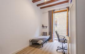 6-zimmer wohnung 131 m² in Barcelona, Spanien. 690 000 €