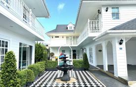 5-zimmer haus in der stadt 1378 m² in Choeng Thale, Thailand. $1 430 000