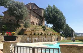 Landgut – Monte Castello di Vibio, Umbria, Italien. 880 000 €