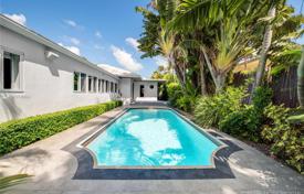 Villa – Miami Beach, Florida, Vereinigte Staaten. $2 500 000