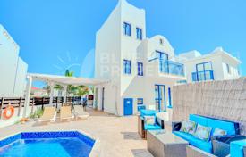 2-zimmer villa in Agia Triada, Zypern. 315 000 €