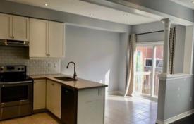 10-zimmer stadthaus in North York, Kanada. C$1 488 000