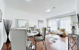 8-zimmer haus in der stadt in Scarborough, Kanada. C$1 167 000