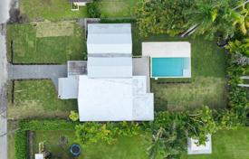 4-zimmer haus in der stadt 327 m² in Miami, Vereinigte Staaten. $2 349 000