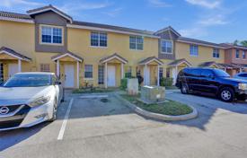 2-zimmer stadthaus 114 m² in Florida, Vereinigte Staaten. $350 000