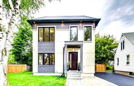 6-zimmer haus in der stadt in East York, Kanada. C$2 199 000