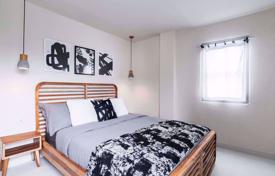 4-zimmer einfamilienhaus in Watthana, Thailand. $2 900  pro Woche