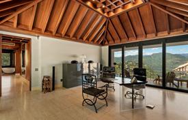 5-zimmer villa 2000 m² in Marbella, Spanien. 25 000 €  pro Woche