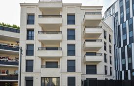 New residential complex with apartments in Saint-Ouen-sur-Seine, Frankreich. ab 317 000 €