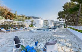 Villa – Capri, Campania, Italien. 31 000 €  pro Woche