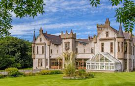 Schloss – Edinburgh, Vereinigtes Königreich. £1 200 000
