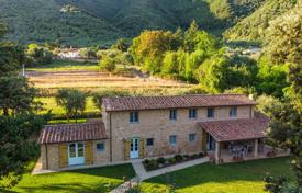 Villa – Lido di Camaiore, Toskana, Italien. 3 950 €  pro Woche