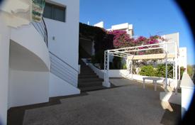 8-zimmer einfamilienhaus 648 m² in Calp, Spanien. 1 950 000 €