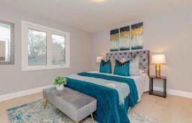 5-zimmer haus in der stadt in North York, Kanada. C$2 139 000