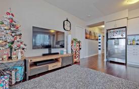 3-zimmer wohnung in Lake Shore Boulevard West, Kanada. C$1 161 000