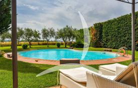 7-zimmer villa 500 m² in Montepulciano, Italien. 1 000 000 €