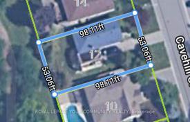 8-zimmer haus in der stadt in Scarborough, Kanada. C$1 460 000