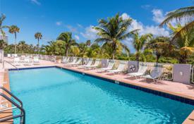Eigentumswohnung – Surfside, Florida, Vereinigte Staaten. $899 000