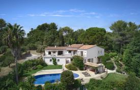 Villa – Roquefort-les-Pins, Côte d'Azur, Frankreich. 1 795 000 €
