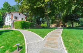 10-zimmer villa am Comer See, Italien. 3 950 000 €