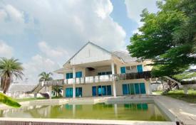 Villa – Pattaya, Chonburi, Thailand. 495 000 €
