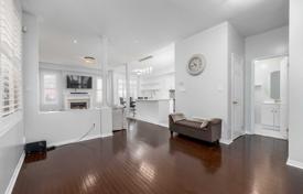 4-zimmer haus in der stadt in North York, Kanada. C$1 200 000