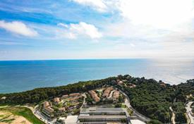 4-zimmer stadthaus 169 m² in Lloret de Mar, Spanien. 592 000 €