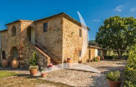 4-zimmer villa 465 m² in Radicondoli, Italien. 990 000 €