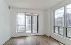 2-zimmer wohnung in Lake Shore Boulevard West, Kanada. C$938 000