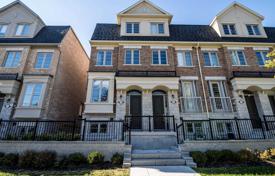 Stadthaus – Etobicoke, Toronto, Ontario,  Kanada. C$1 260 000