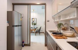 2-zimmer appartements in eigentumswohnungen in Watthana, Thailand. $294 000