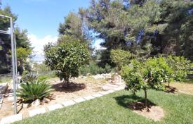 4-zimmer chalet 190 m² in Attika, Griechenland. 250 000 €
