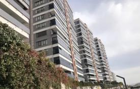 4-zimmer wohnung 245 m² in Başakşehir, Türkei. $389 000