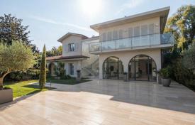 Grundstück in Pietrasanta, Italien. 800 000 €