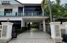 Villa – Pattaya, Chonburi, Thailand. 383 000 €