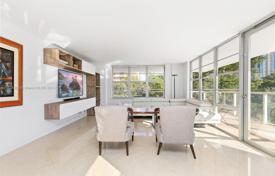 3-zimmer appartements in eigentumswohnungen 223 m² in Sunny Isles Beach, Vereinigte Staaten. $719 000