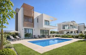 3-zimmer einfamilienhaus 253 m² in Pyrgos, Zypern. 790 000 €