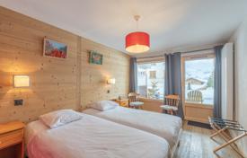 5-zimmer wohnung 110 m² in Huez, Frankreich. 1 350 000 €