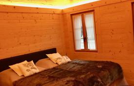 3-zimmer stadthaus in Gstaad, Schweiz. Price on request