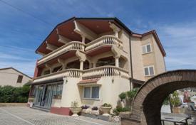 19-zimmer haus in der stadt 570 m² in Vodice, Kroatien. 1 550 000 €