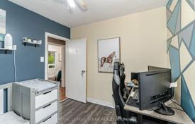 10-zimmer haus in der stadt in Scarborough, Kanada. C$1 424 000
