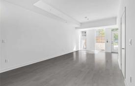 2-zimmer wohnung in Eglinton Avenue East, Kanada. C$1 393 000